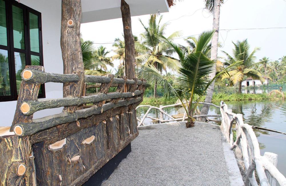Munroe Island Lake Resort Mundrothuruth Luaran gambar